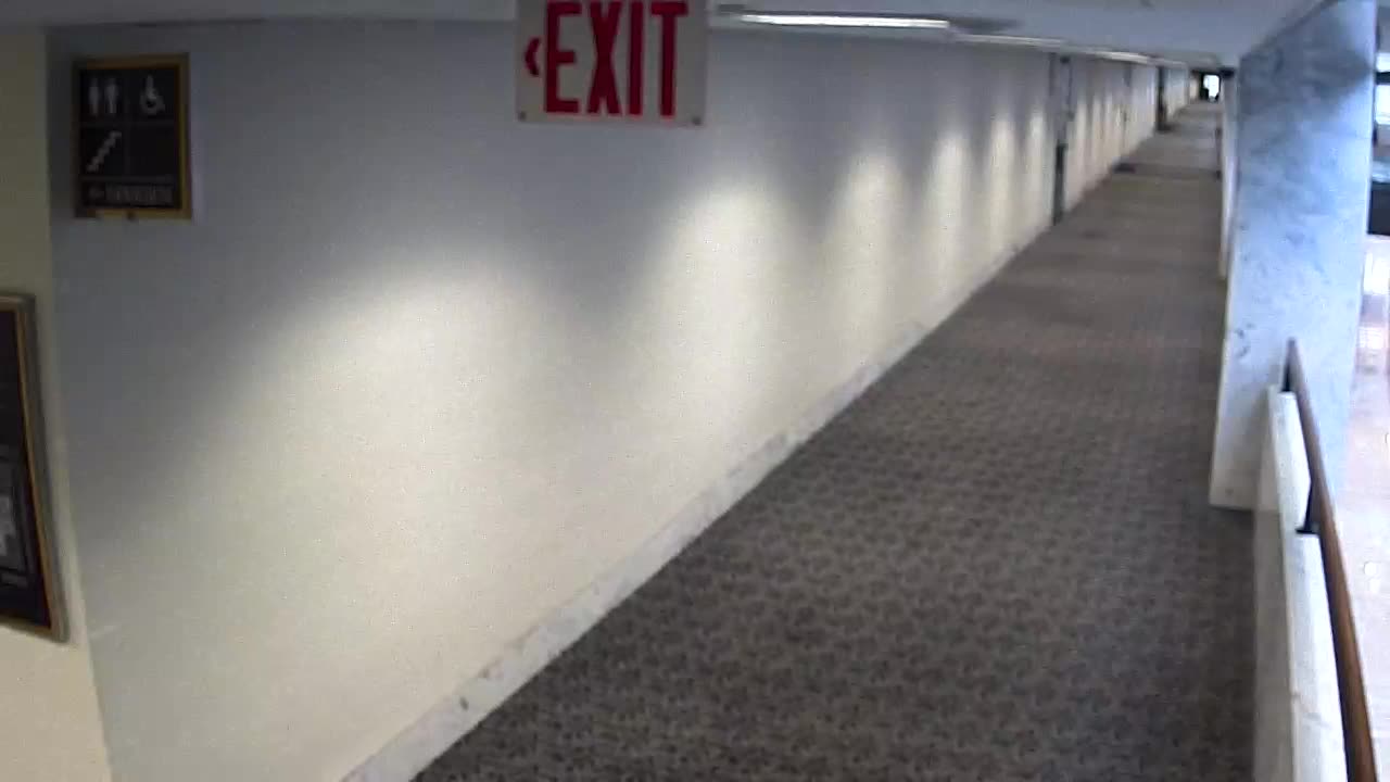 1469HSOB02SH211Hallway_2021-01-06_09h00min01s550ms.mp4