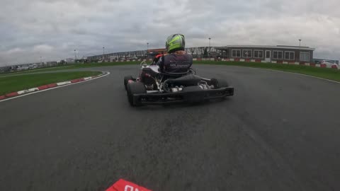 Driving A Shifter Kart For The First Time In 4 Years