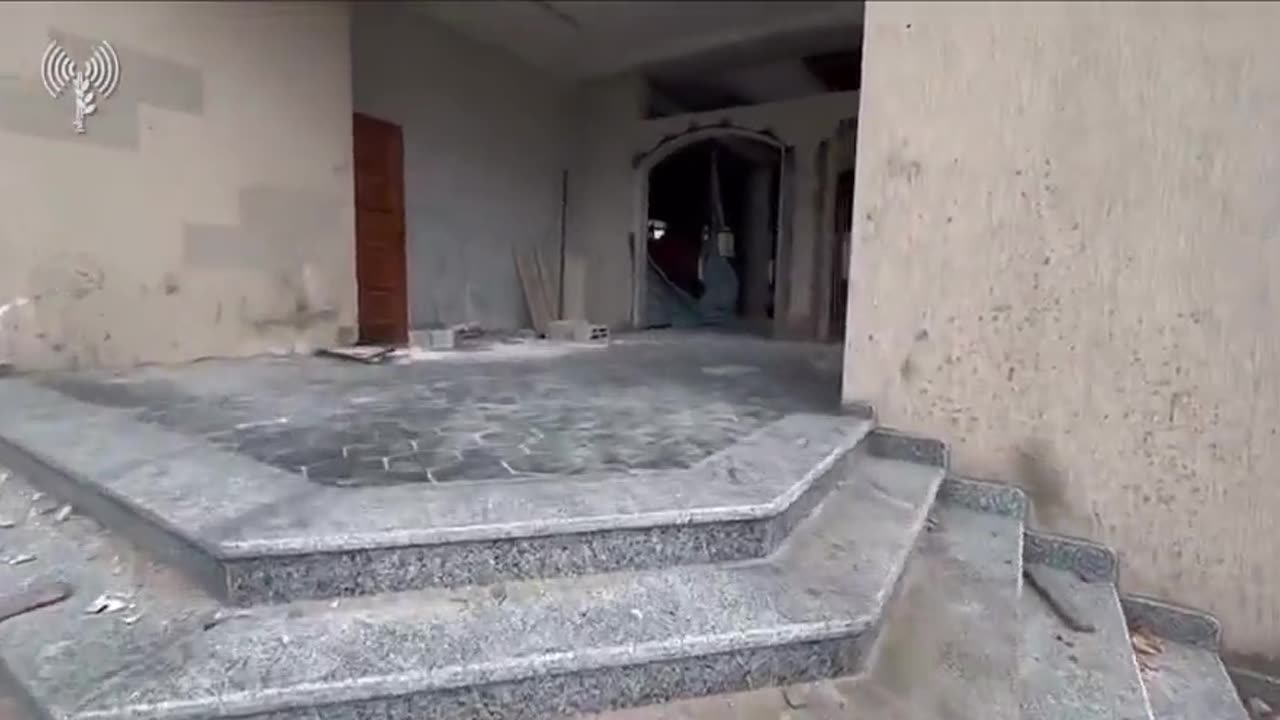 ISRAEL EXPOSE HAMAS INFRASTRUCTURE, WEAPONS AND TUNNEL SHAFT IN MOSQUE.