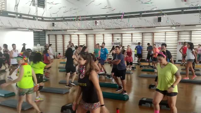 Step class with the general crowd. Excellent teacher class Carnival