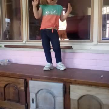 My little girl singing for God