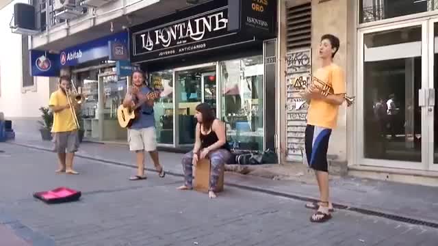 Music in Montevideo's Ciudad Vieja