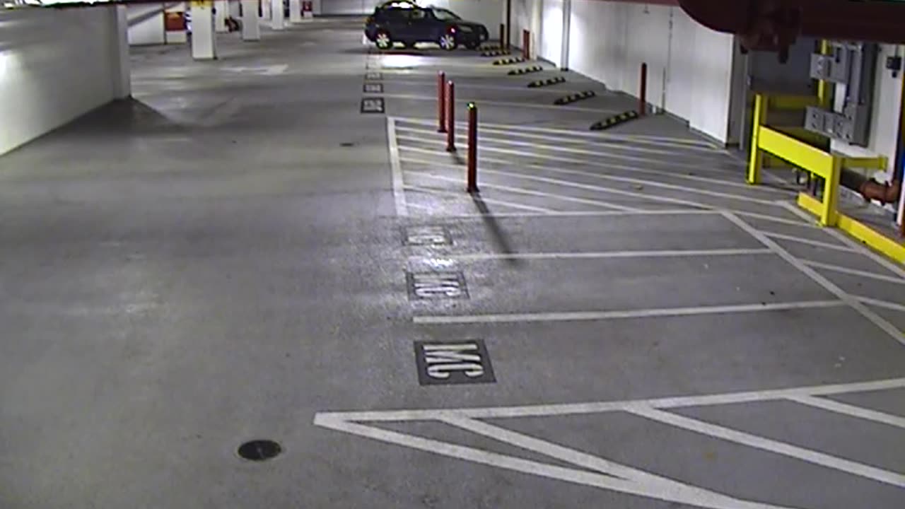 6120RHOBG2G204ALobby4Entrance_2021-01-06_01h00min01s373ms.mp4