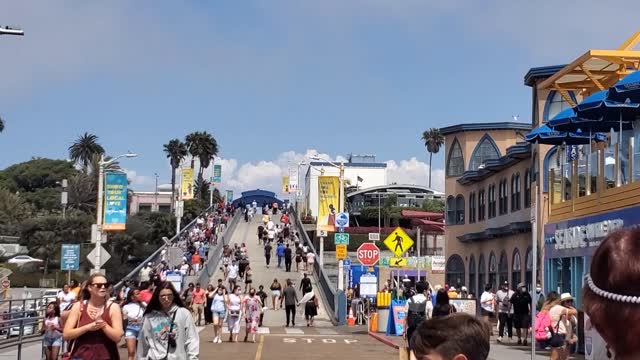 Final Stretch to Leave Santa Monica Pier