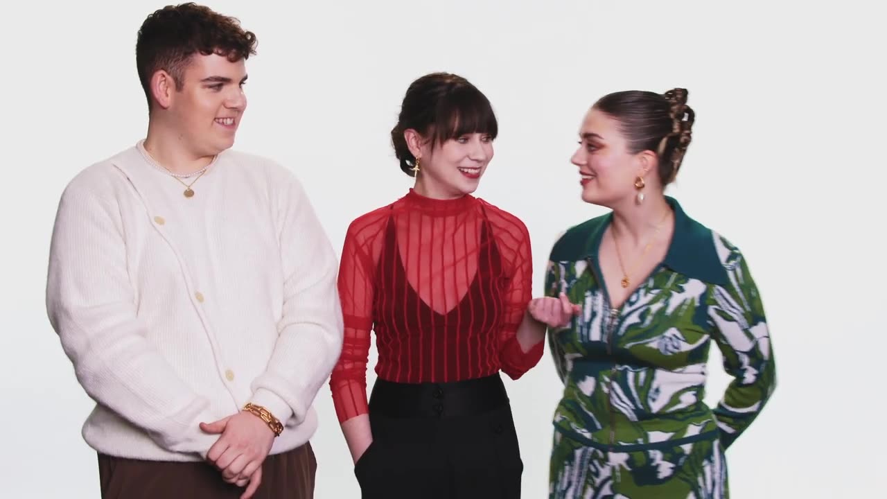 The Heartstopper Cast Answer Your Fan Questions |