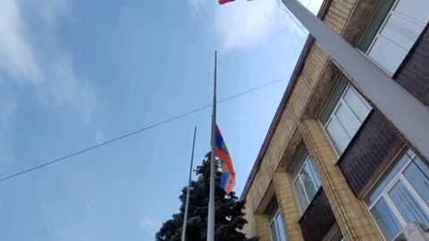 A new flag was raised over the building of the administration of the liberated territories