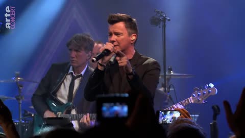 Rick Astley - Together Forever [BERLIN LIVE]