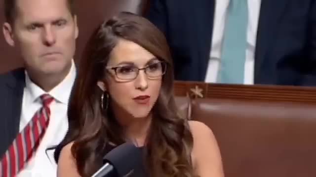 Crowd Erupts as Lauren Boebert DESTROYS Nancy Pelosi in Congress