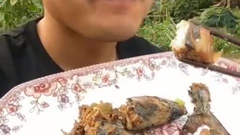 Eating snails video