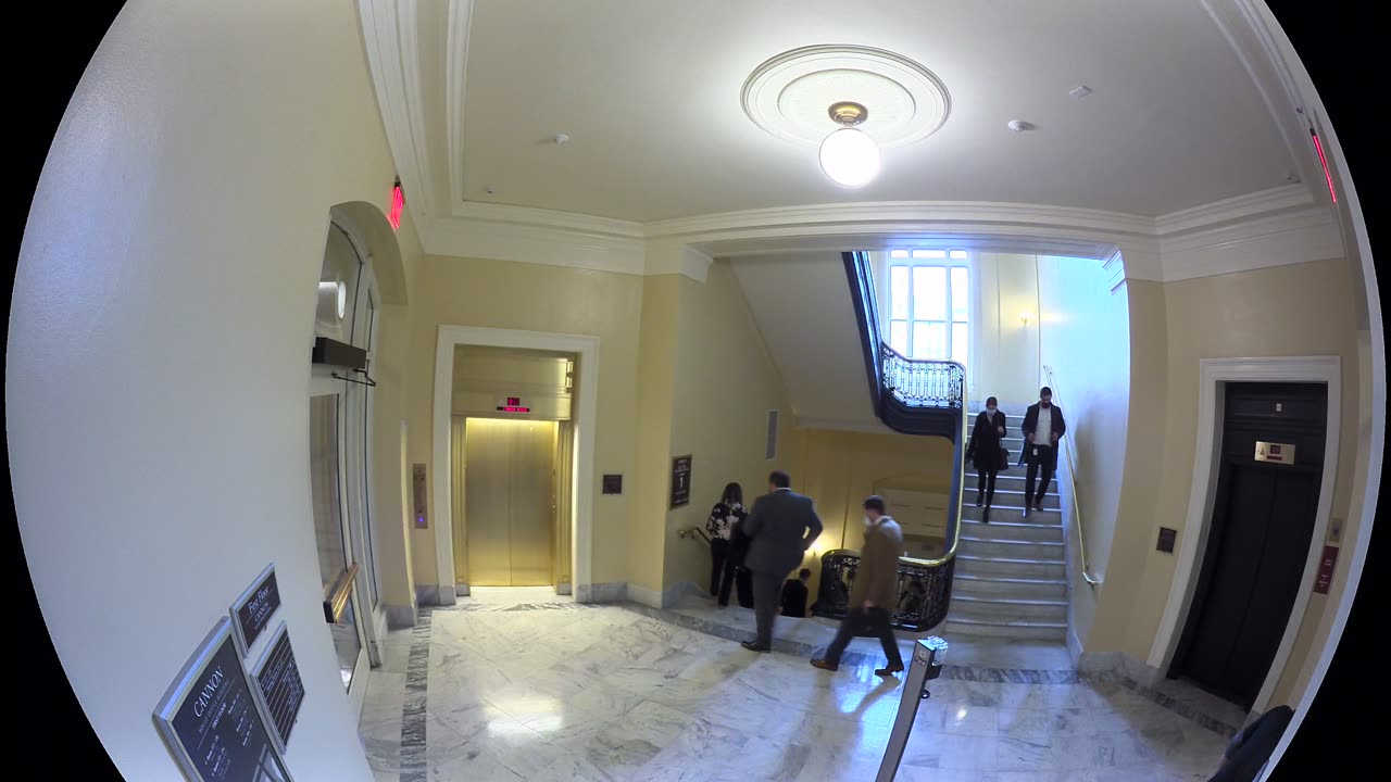 3484CHOB01Stair5_2021-01-06_13h10min56s877ms.mp4