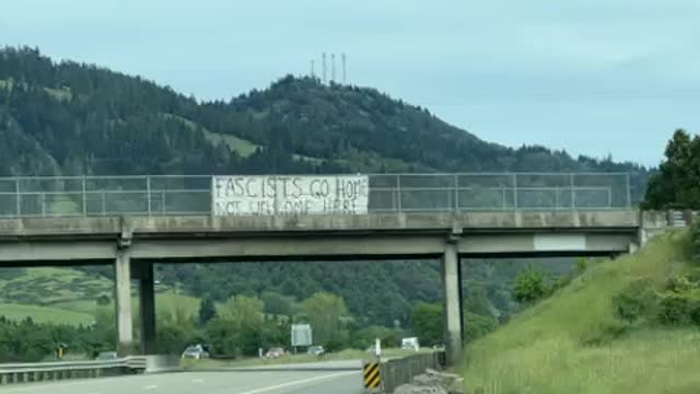 Live - The Peoples Convoy - Heading through Portland Oregon on our way to Washington