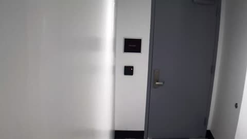 6144RHOBG2G201ABStairwayLobbyEntry_2021-01-06_06h20min01s880ms.mp4