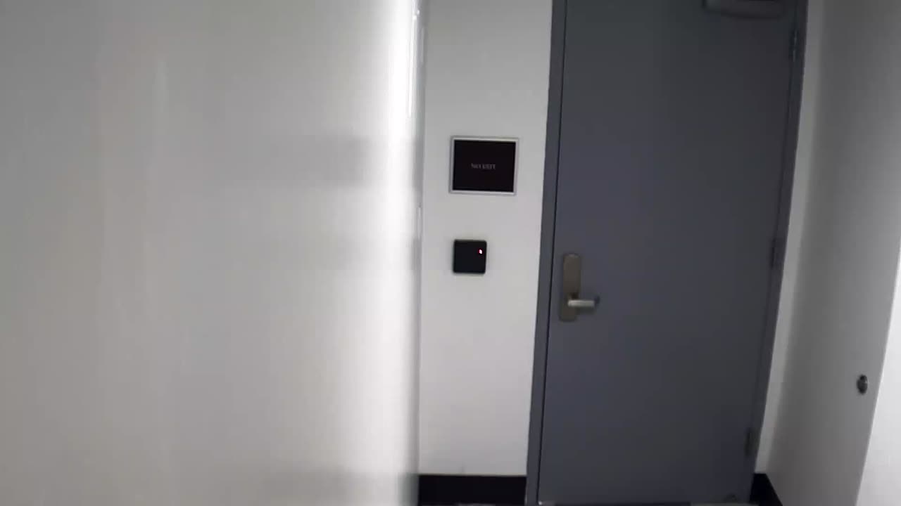 6144RHOBG2G201ABStairwayLobbyEntry_2021-01-06_06h20min01s880ms.mp4