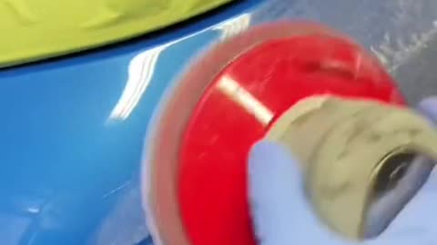 Repair of scuffed car paint