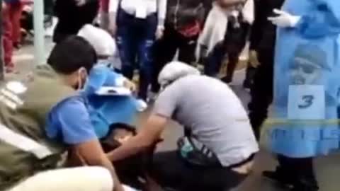 🇵🇪 Peru: A Man Collapsed After His Covid-19 Booster 💉