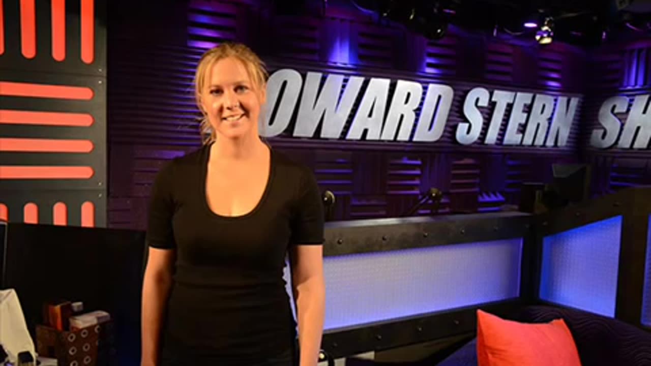 Howard Stern Show : Amy Schumer - Full Interview - 2012