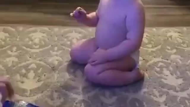 Watch how the little boy did it 😂