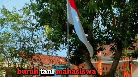 Suasana desa di bulan agustus