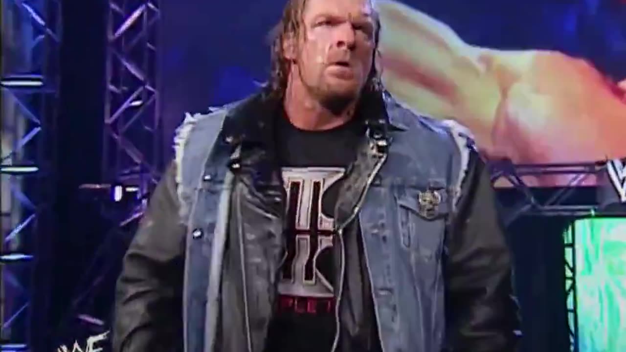 "Triple H's EPIC 2002 Comeback at Madison Square Garden: A Legendary Return!"