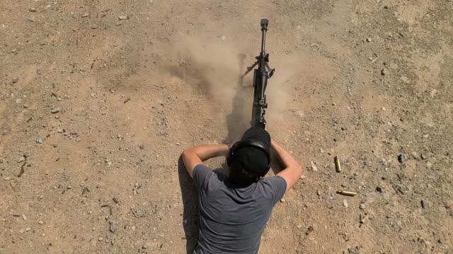 Giant 50 Calober Rifle Blast