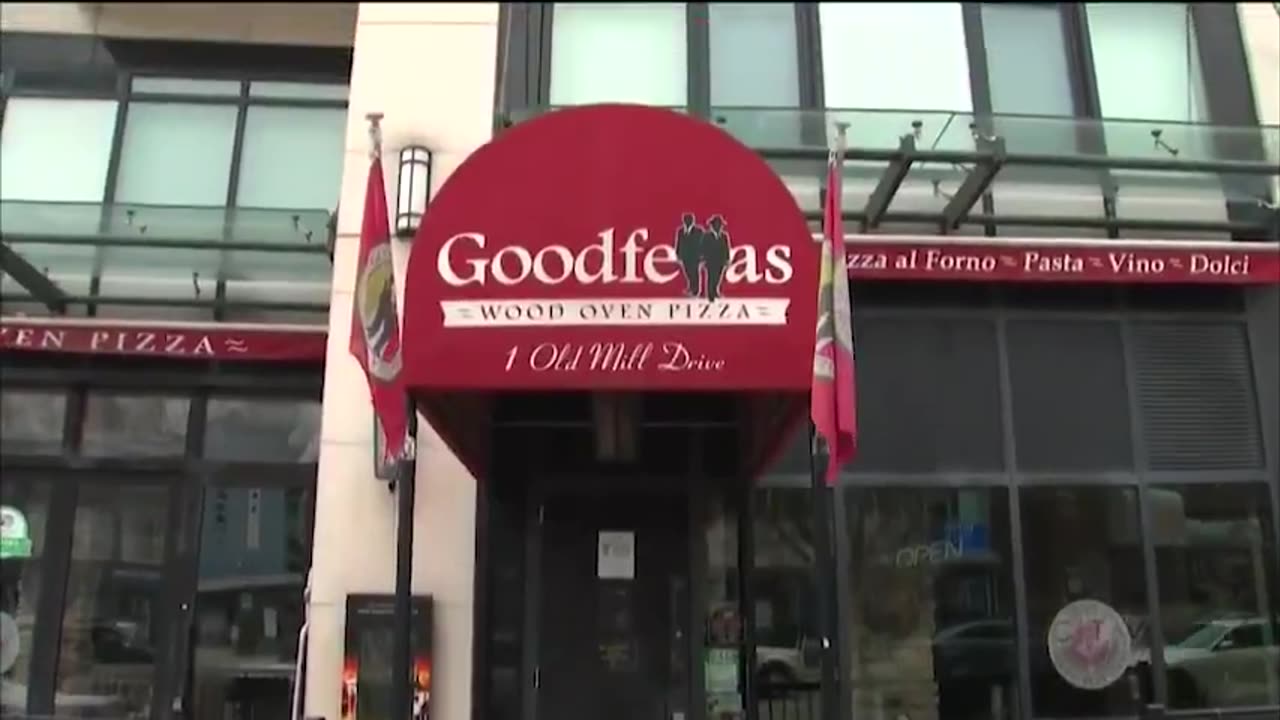 Toronto Restaurant Faces Backlash for Forcing 2% 'Carbon Fee' on Customers to Fund Green Initiatives