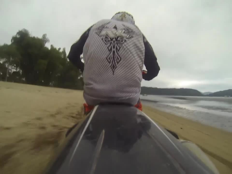 Yamaha YZF250 - Praia dos Coqueiros - GOPRO1