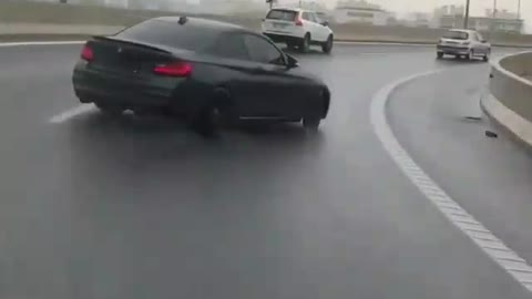 BMW DRIFTING ON HIGHWAY