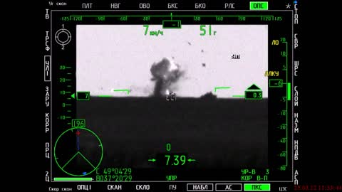 K-52 knocks down the tower of a Ukrainian tank somewhere under Kamenka.