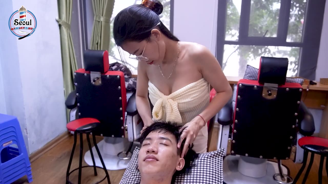 If she, who is good at massage, becomes my girlfriend, I will be happy every day