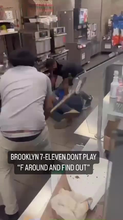 Theif get's Butt-Whooping he should have gotten a long time ago.