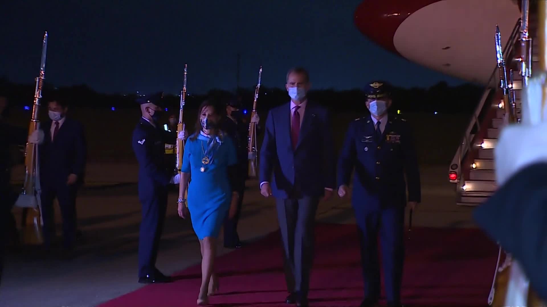 Rey Felipe VI de España llega a Barranquilla