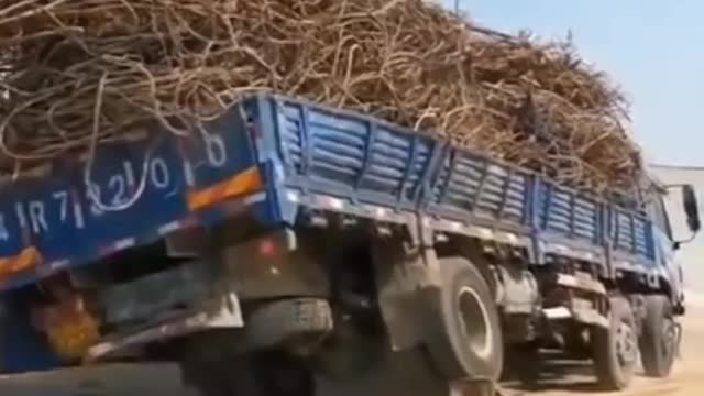 How to unload a truck with metal quickly