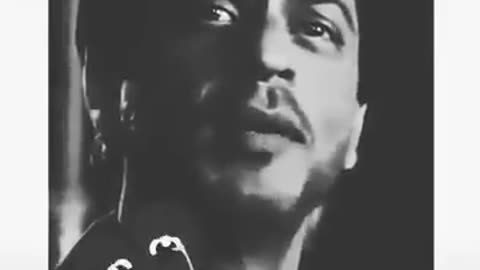 Yadasht bhi kitni ajeeb cheez oti jao.. Shahrukj