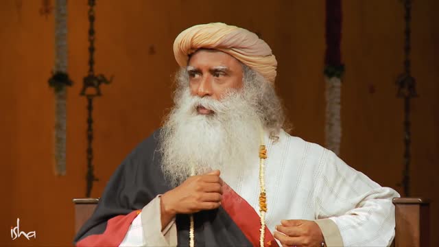 Sadhguru - How Eating Is Important For Meditation