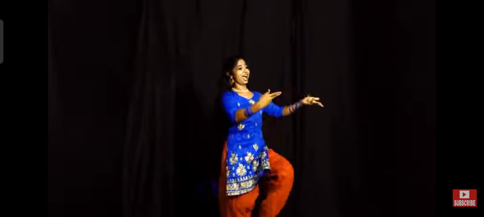 Bole chudiyan bole Kangana