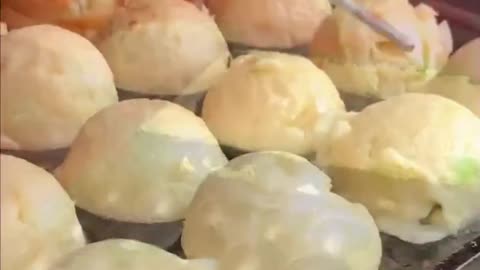 Octopus balls, what kind of sauce do you like