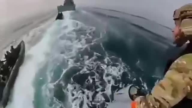 Proč si to nechávají jen pro armádu....