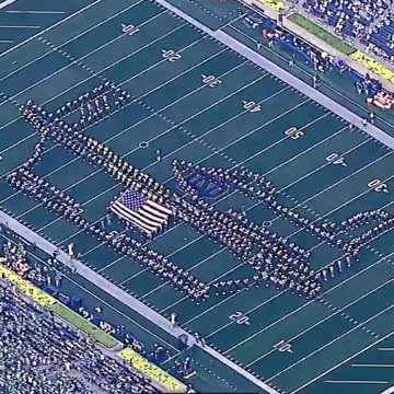 Military - College Football Notre Dame U Marching Band Awesome