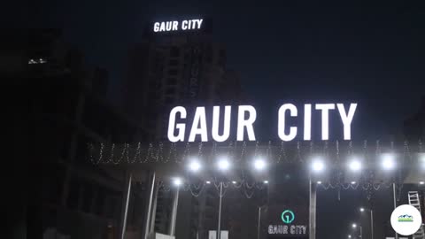 Gaur City 5th Avenue 2/3 BHK Dream Apartments