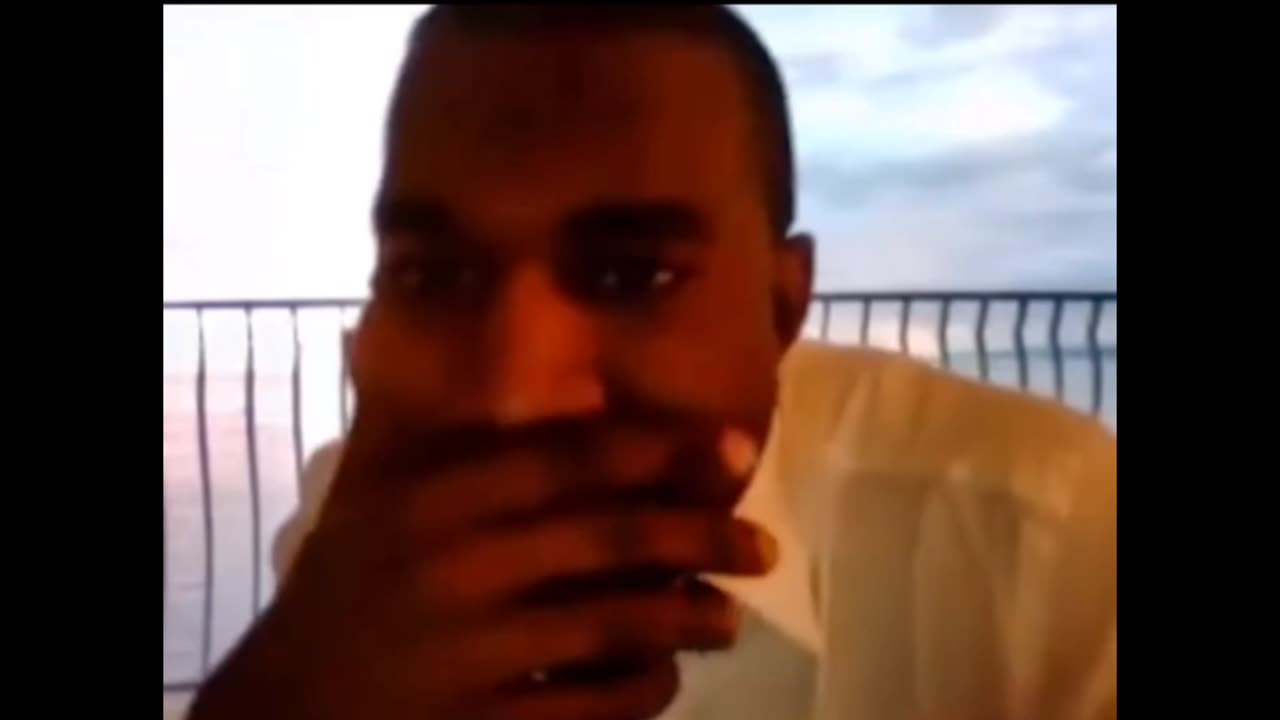 Throwback to Kanye showing a snippet of "All Of The Lights"