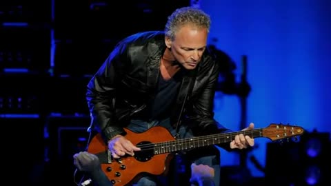 "Lindsey Buckingham announces first solo European tour dates"