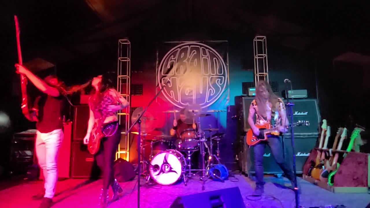 Paralandra "Can't Quench The Fire"