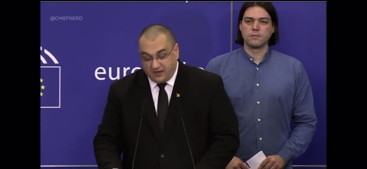 EU Parliment member asks Moderna and Pfizer to see the 100 pg contract with EU