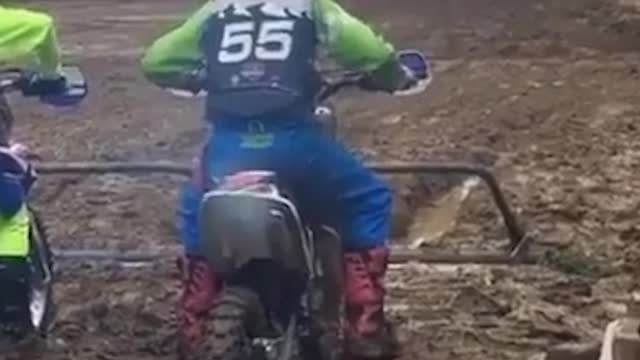 Motocross Kid Start CRASH
