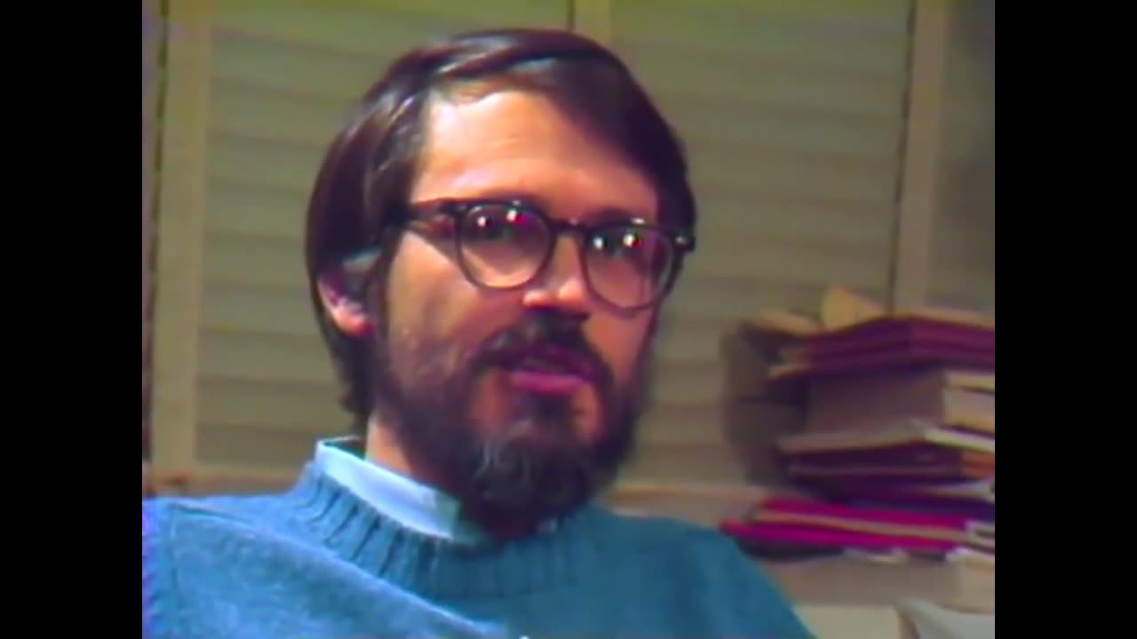 AT&T Archives: Exploring The Unix Operating System (1982)