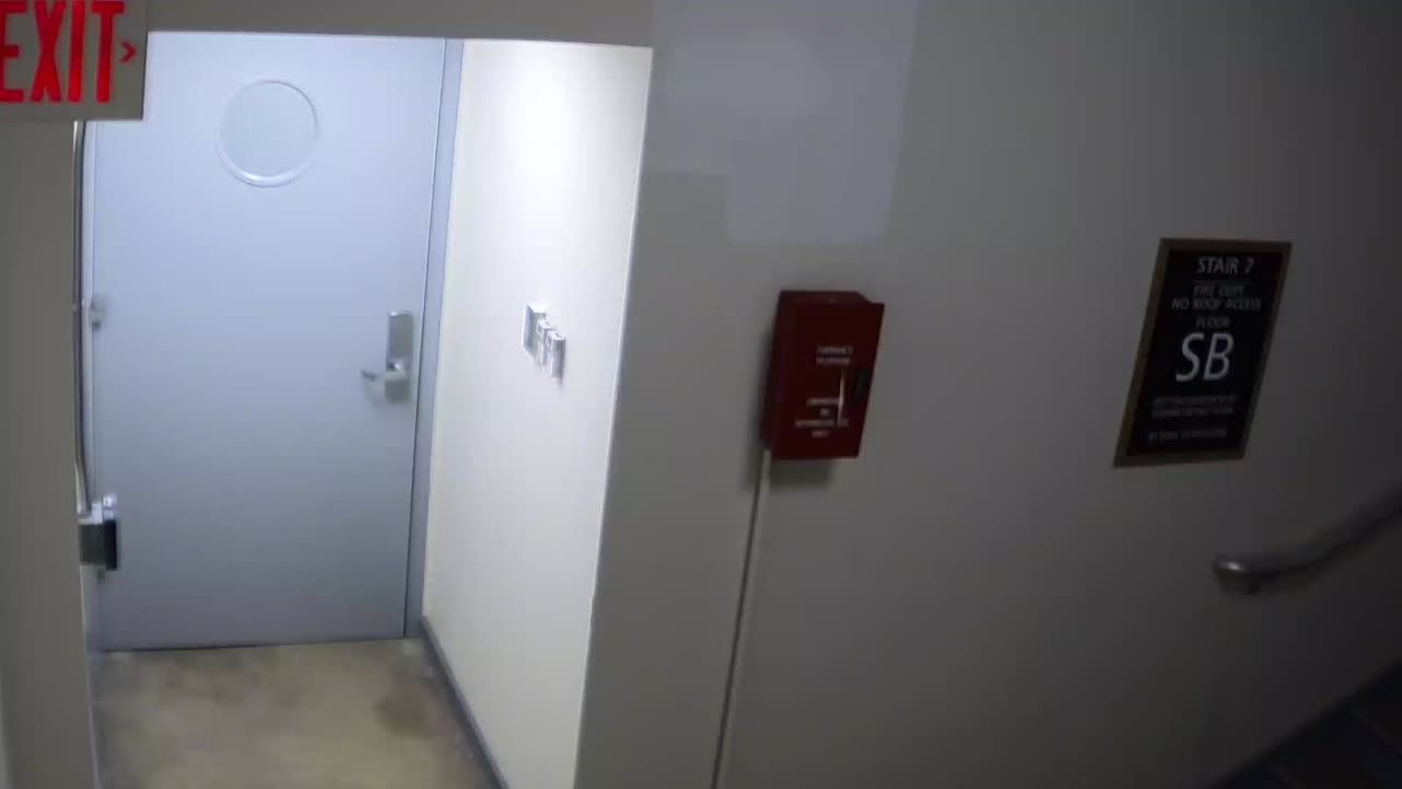 6111RHOBSBSWStair7_2021-01-06_16h40min03s053ms.mp4