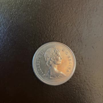 I silver Canadian dollar