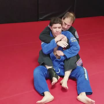 Lapel choke from Back control