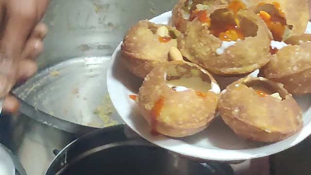 Golgappa paani puri