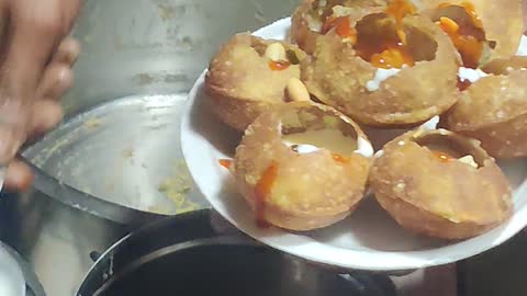 Golgappa paani puri